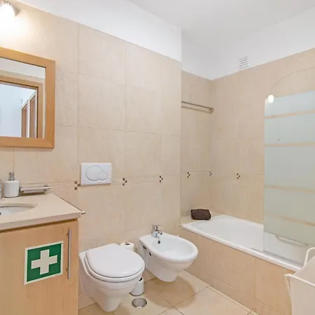 Costa 68 * Cabanas De Tavira